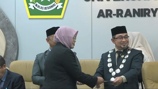 Kisah Perjuangan Sekretaris Prodi PAI UIN Ar-Raniry Raih Doktor Cumlaude dengan IPK 4